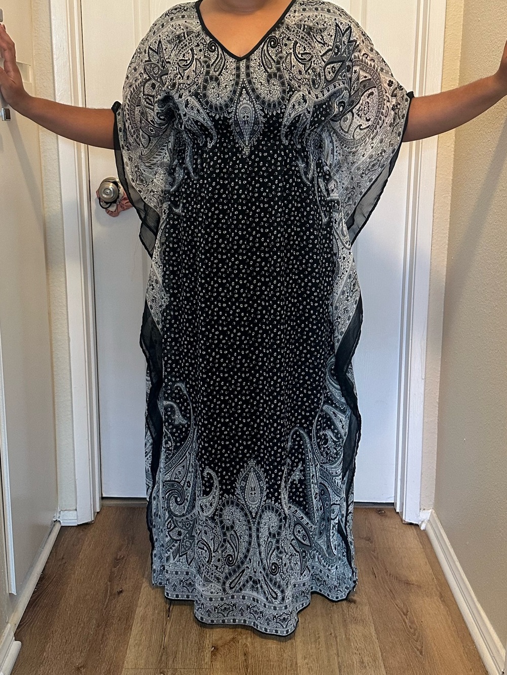 Black and White Paisley Mumu